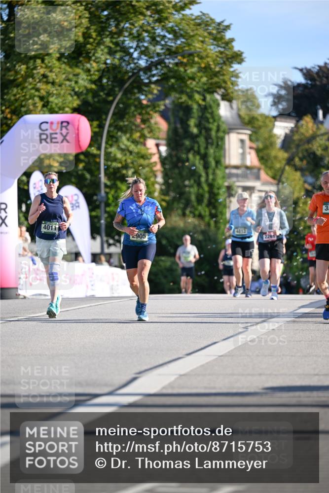 07.09.2025 - BARMER Alsterlauf Dr. Thomas Lammeyer http://msf.ph/oto/8715753 07.09.2025 09:51:52 Laufen 4011, 4813, 905, 2261, 3 meine-sportfotos.de