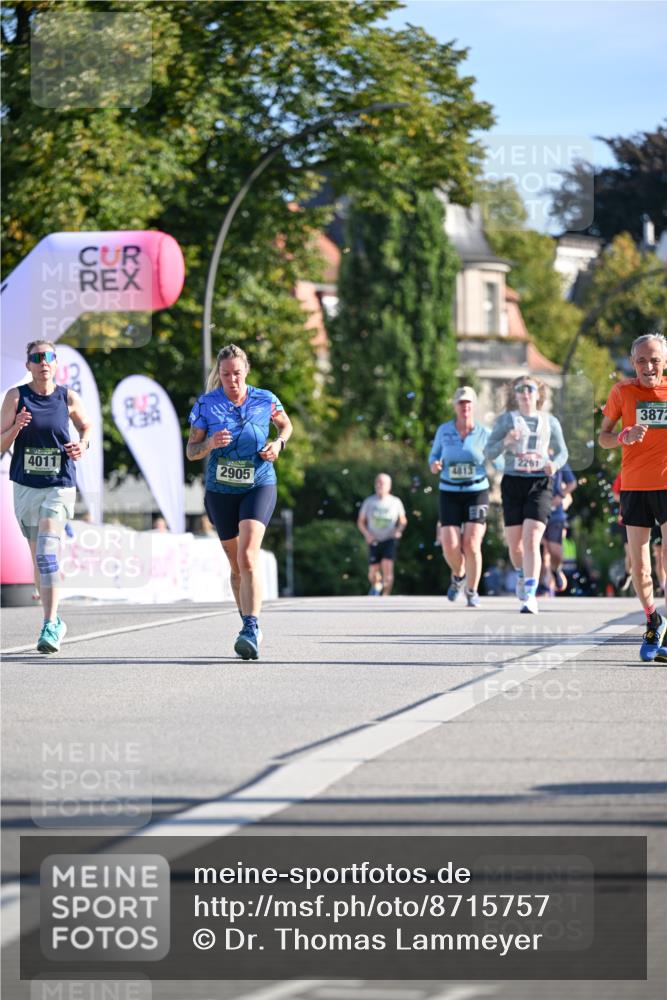 07.09.2025 - BARMER Alsterlauf Dr. Thomas Lammeyer http://msf.ph/oto/8715757 07.09.2025 09:51:53 Laufen 4011, 2905, 2261, 3872 meine-sportfotos.de