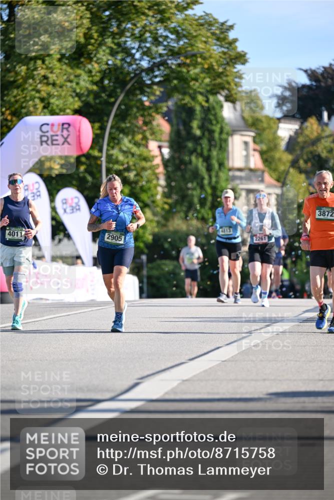 07.09.2025 - BARMER Alsterlauf Dr. Thomas Lammeyer http://msf.ph/oto/8715758 07.09.2025 09:51:53 Laufen 4011, 2905, 4813, 2261, 3872 meine-sportfotos.de