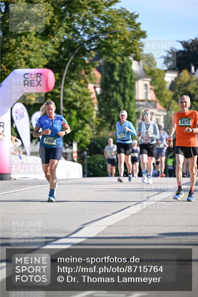 07.09.2025 - BARMER Alsterlauf Dr. Thomas Lammeyer http://msf.ph/oto/8715764 07.09.2025 09:51:54 Laufen 2905, 2261, 3872 meine-sportfotos.de