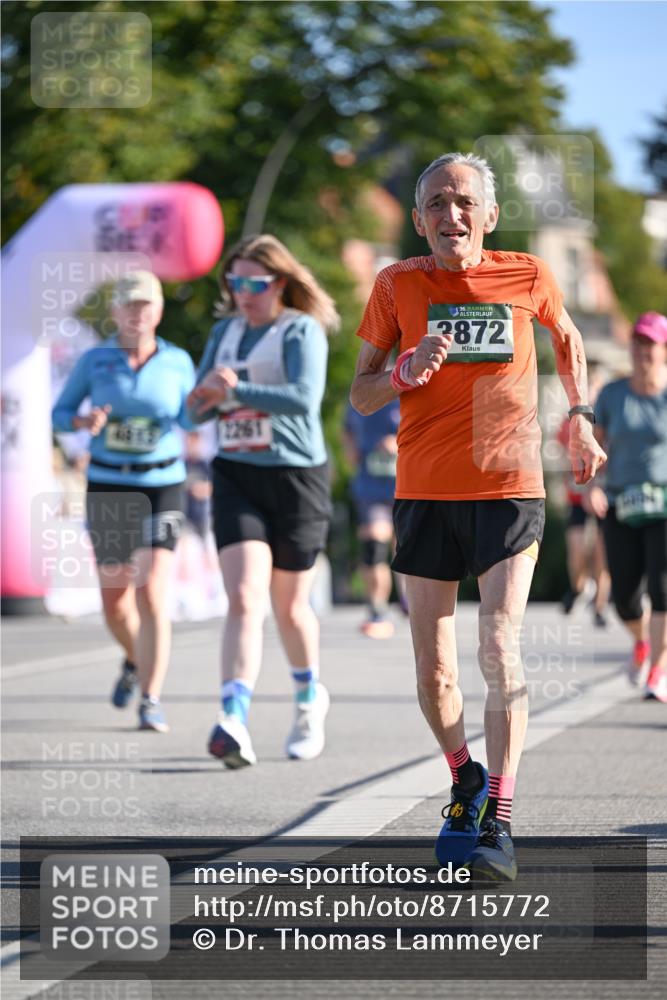 07.09.2025 - BARMER Alsterlauf Dr. Thomas Lammeyer http://msf.ph/oto/8715772 07.09.2025 09:51:59 Laufen 2261, 36, 3872 meine-sportfotos.de