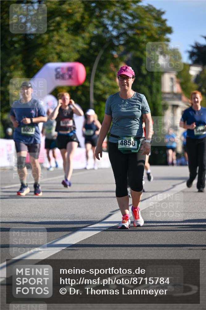 07.09.2025 - BARMER Alsterlauf Dr. Thomas Lammeyer http://msf.ph/oto/8715784 07.09.2025 09:52:04 Laufen 4858 meine-sportfotos.de