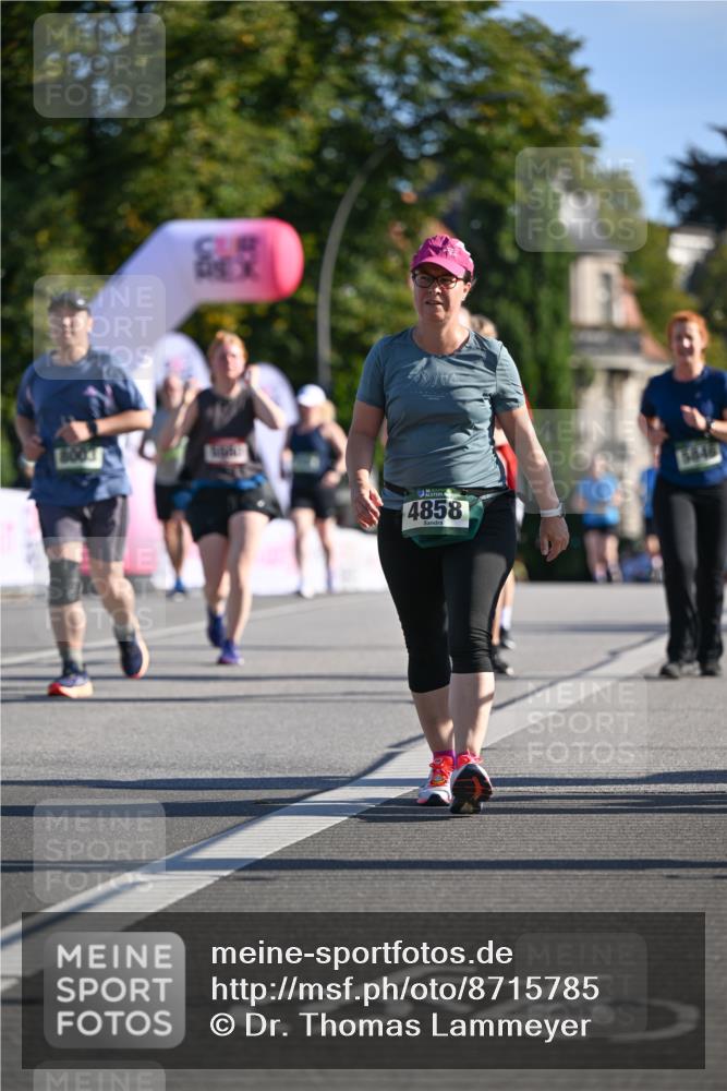 07.09.2025 - BARMER Alsterlauf Dr. Thomas Lammeyer http://msf.ph/oto/8715785 07.09.2025 09:52:05 Laufen 4858, 584 meine-sportfotos.de