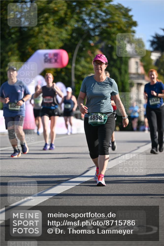 07.09.2025 - BARMER Alsterlauf Dr. Thomas Lammeyer http://msf.ph/oto/8715786 07.09.2025 09:52:05 Laufen 4858, 5446 meine-sportfotos.de
