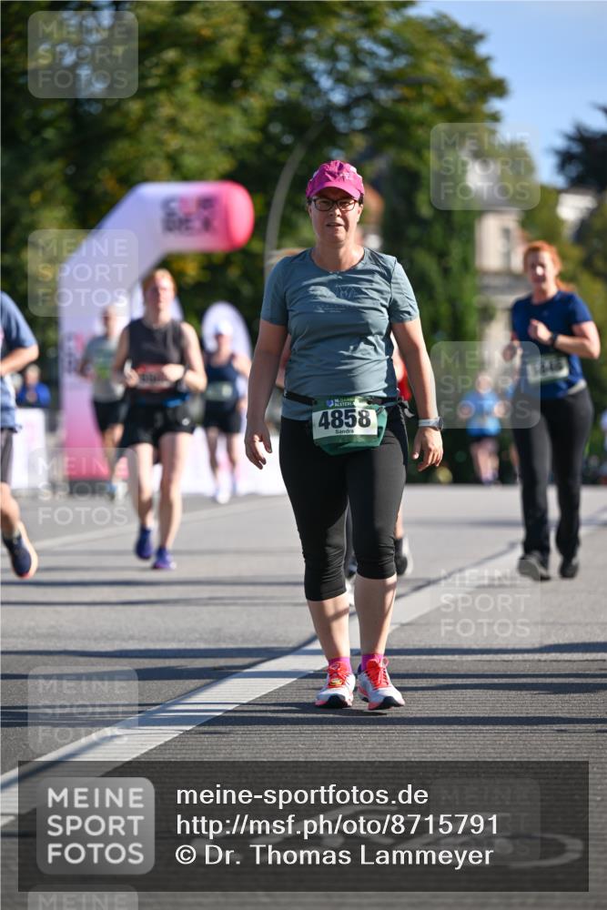 07.09.2025 - BARMER Alsterlauf Dr. Thomas Lammeyer http://msf.ph/oto/8715791 07.09.2025 09:52:05 Laufen 4858 meine-sportfotos.de