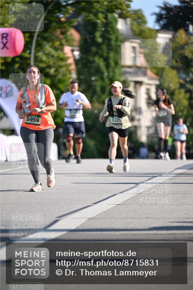 07.09.2025 - BARMER Alsterlauf Dr. Thomas Lammeyer http://msf.ph/oto/8715831 07.09.2025 09:52:19 Laufen 5959, 5325 meine-sportfotos.de