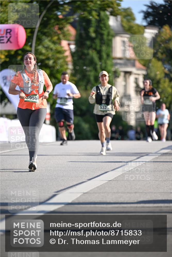 07.09.2025 - BARMER Alsterlauf Dr. Thomas Lammeyer http://msf.ph/oto/8715833 07.09.2025 09:52:19 Laufen 5959, 5325 meine-sportfotos.de