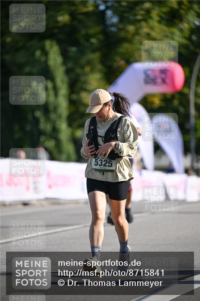 07.09.2025 - BARMER Alsterlauf Dr. Thomas Lammeyer http://msf.ph/oto/8715841 07.09.2025 09:52:23 Laufen 5325 meine-sportfotos.de