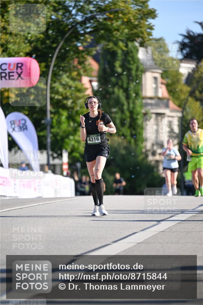 07.09.2025 - BARMER Alsterlauf Dr. Thomas Lammeyer http://msf.ph/oto/8715844 07.09.2025 09:52:25 Laufen 4316 meine-sportfotos.de