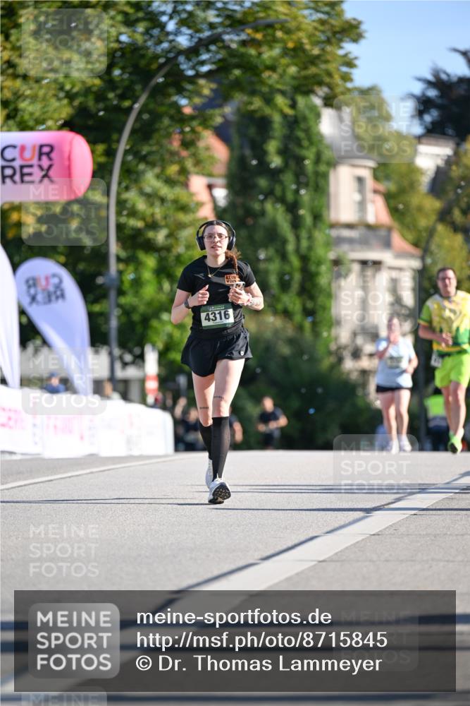 07.09.2025 - BARMER Alsterlauf Dr. Thomas Lammeyer http://msf.ph/oto/8715845 07.09.2025 09:52:25 Laufen 4316 meine-sportfotos.de