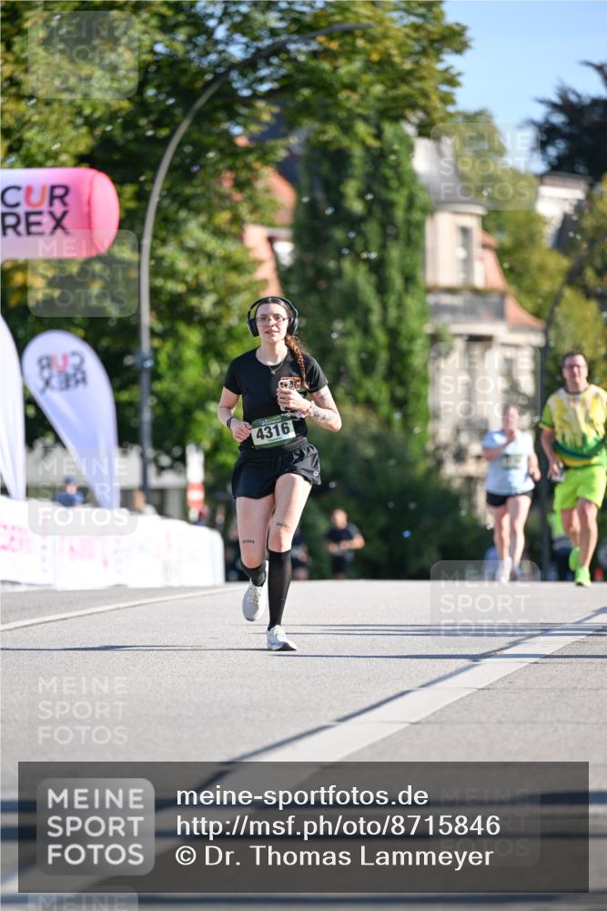 07.09.2025 - BARMER Alsterlauf Dr. Thomas Lammeyer http://msf.ph/oto/8715846 07.09.2025 09:52:25 Laufen 4316 meine-sportfotos.de
