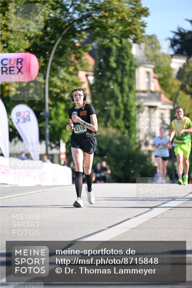 07.09.2025 - BARMER Alsterlauf Dr. Thomas Lammeyer http://msf.ph/oto/8715848 07.09.2025 09:52:25 Laufen 4316 meine-sportfotos.de