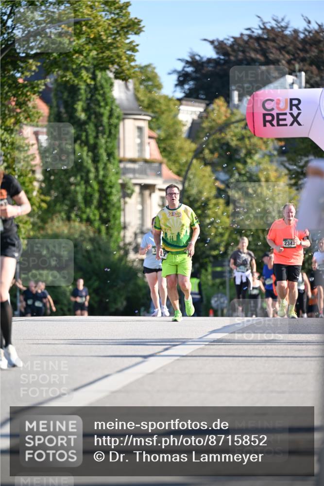 07.09.2025 - BARMER Alsterlauf Dr. Thomas Lammeyer http://msf.ph/oto/8715852 07.09.2025 09:52:26 Laufen 213, 2342 meine-sportfotos.de