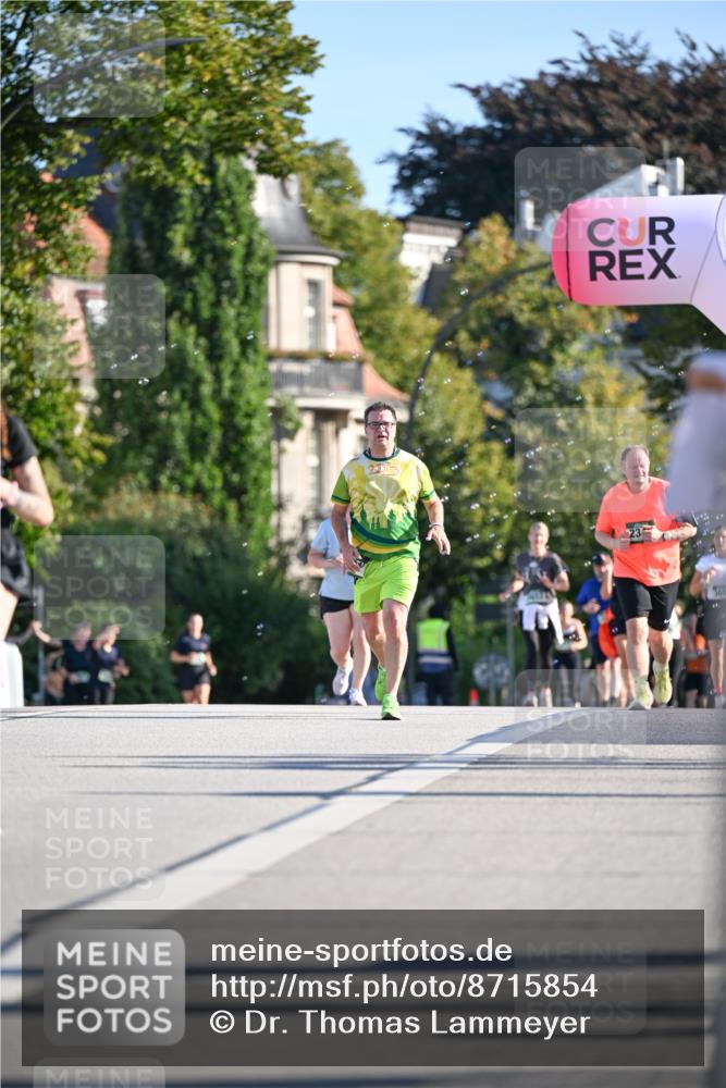 07.09.2025 - BARMER Alsterlauf Dr. Thomas Lammeyer http://msf.ph/oto/8715854 07.09.2025 09:52:26 Laufen 23 meine-sportfotos.de