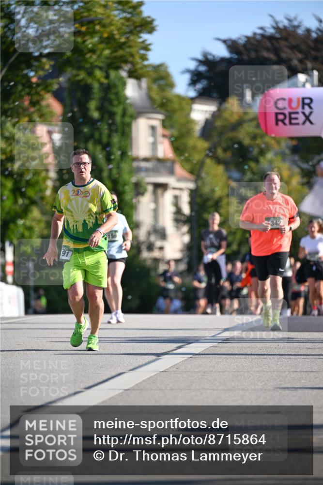 07.09.2025 - BARMER Alsterlauf Dr. Thomas Lammeyer http://msf.ph/oto/8715864 07.09.2025 09:52:31 Laufen 200, 91, 342 meine-sportfotos.de
