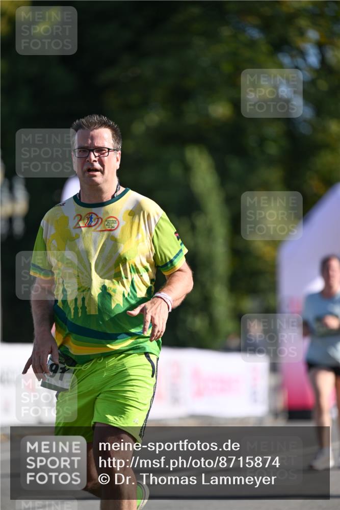 07.09.2025 - BARMER Alsterlauf Dr. Thomas Lammeyer http://msf.ph/oto/8715874 07.09.2025 09:52:36 Laufen 91, 10 meine-sportfotos.de