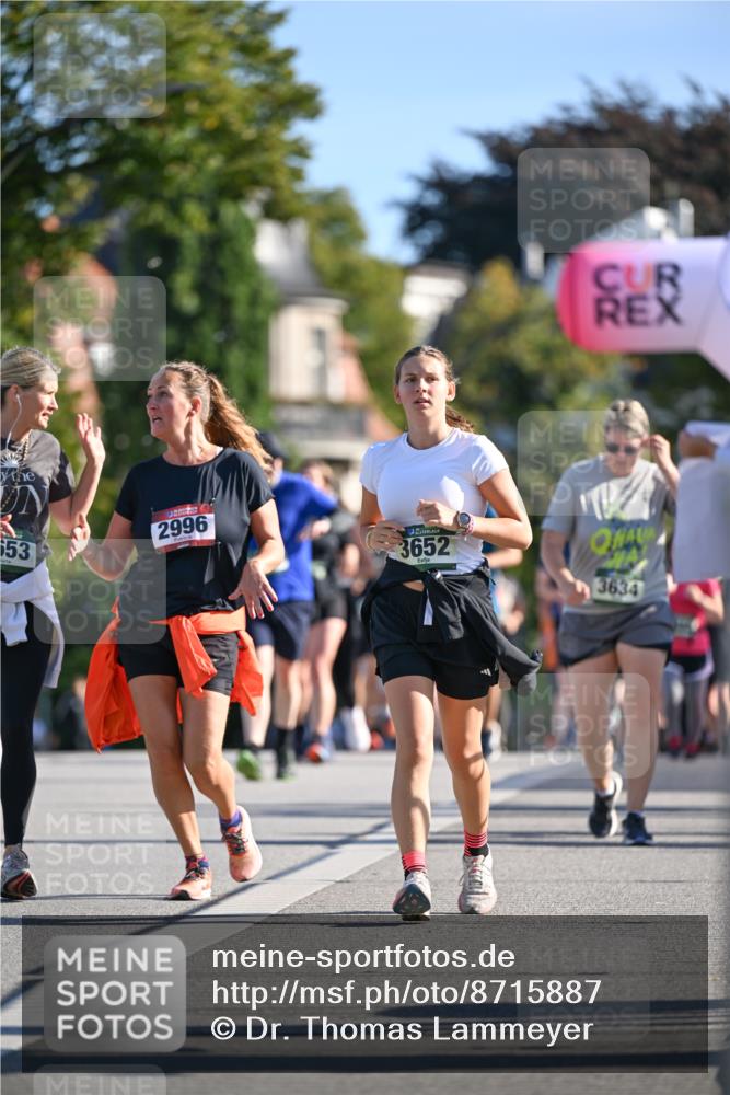 07.09.2025 - BARMER Alsterlauf Dr. Thomas Lammeyer http://msf.ph/oto/8715887 07.09.2025 09:52:43 Laufen 553, 2996, 3652, 3634 meine-sportfotos.de