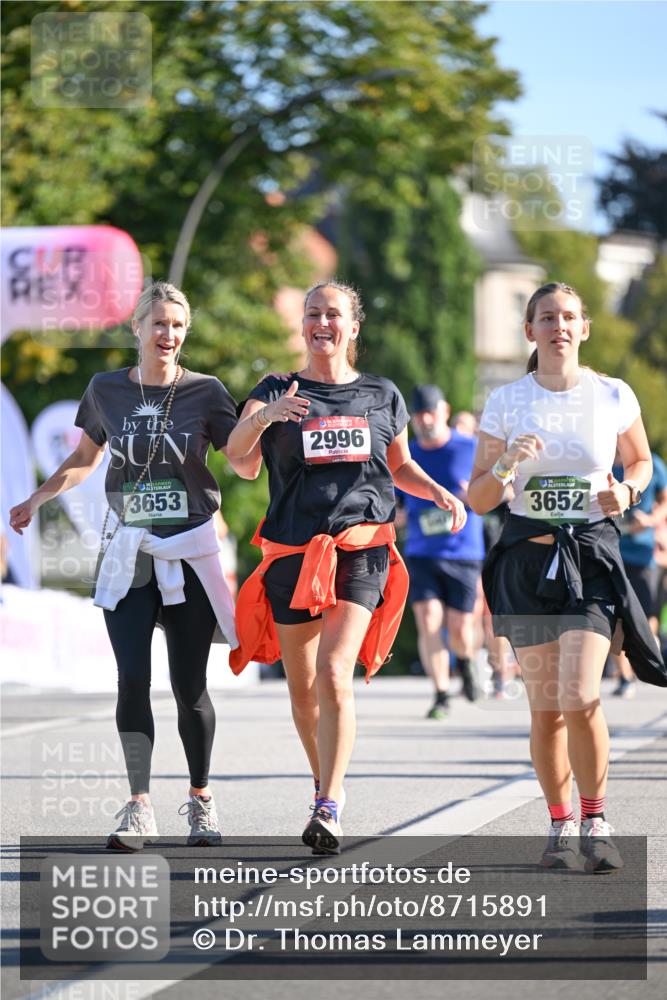 07.09.2025 - BARMER Alsterlauf Dr. Thomas Lammeyer http://msf.ph/oto/8715891 07.09.2025 09:52:44 Laufen 2996, 3653, 3652 meine-sportfotos.de
