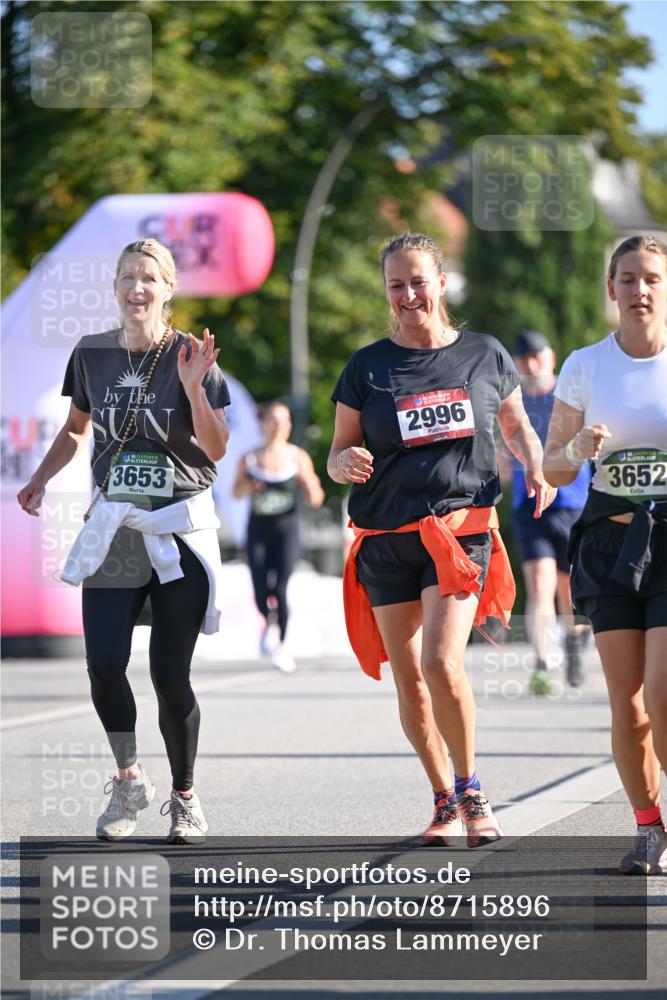 07.09.2025 - BARMER Alsterlauf Dr. Thomas Lammeyer http://msf.ph/oto/8715896 07.09.2025 09:52:44 Laufen 35, 3653, 2996, 3652 meine-sportfotos.de