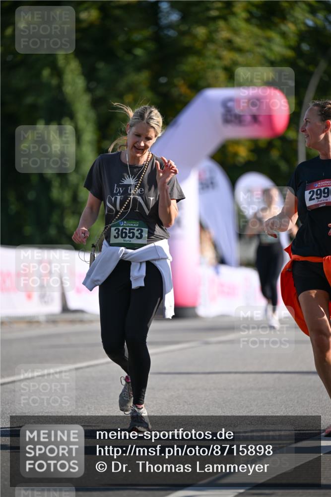 07.09.2025 - BARMER Alsterlauf Dr. Thomas Lammeyer http://msf.ph/oto/8715898 07.09.2025 09:52:45 Laufen 36, 3653, 299 meine-sportfotos.de