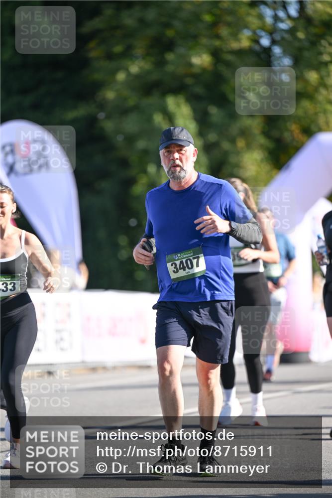 07.09.2025 - BARMER Alsterlauf Dr. Thomas Lammeyer http://msf.ph/oto/8715911 07.09.2025 09:52:50 Laufen 2557, 33, 136, 3407 meine-sportfotos.de