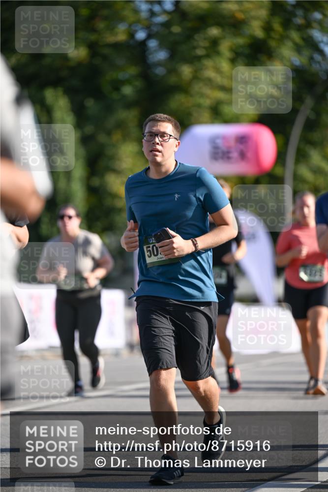 07.09.2025 - BARMER Alsterlauf Dr. Thomas Lammeyer http://msf.ph/oto/8715916 07.09.2025 09:52:53 Laufen 50 meine-sportfotos.de