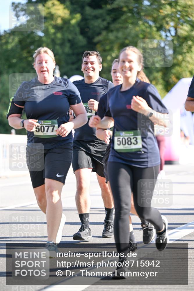 07.09.2025 - BARMER Alsterlauf Dr. Thomas Lammeyer http://msf.ph/oto/8715942 07.09.2025 09:53:00 Laufen 5077, 35, 5083 meine-sportfotos.de