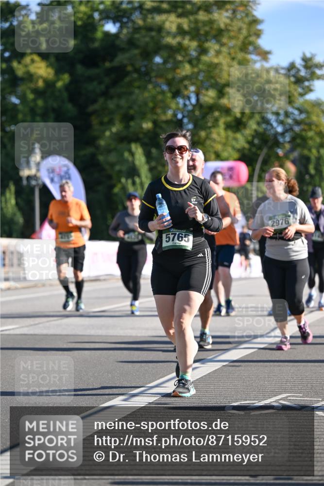 07.09.2025 - BARMER Alsterlauf Dr. Thomas Lammeyer http://msf.ph/oto/8715952 07.09.2025 09:53:04 Laufen 5765, 2976 meine-sportfotos.de
