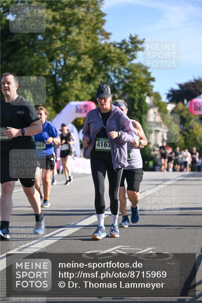 07.09.2025 - BARMER Alsterlauf Dr. Thomas Lammeyer http://msf.ph/oto/8715969 07.09.2025 09:53:08 Laufen 1001, 4167 meine-sportfotos.de