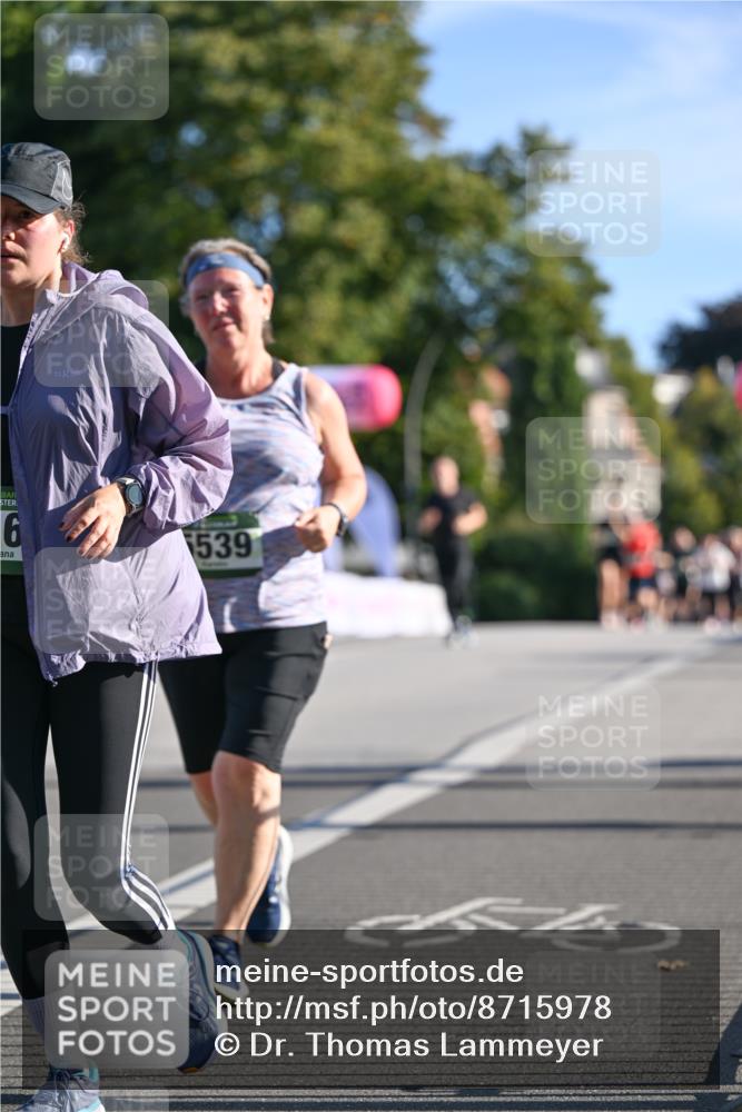 07.09.2025 - BARMER Alsterlauf Dr. Thomas Lammeyer http://msf.ph/oto/8715978 07.09.2025 09:53:09 Laufen 1539 meine-sportfotos.de