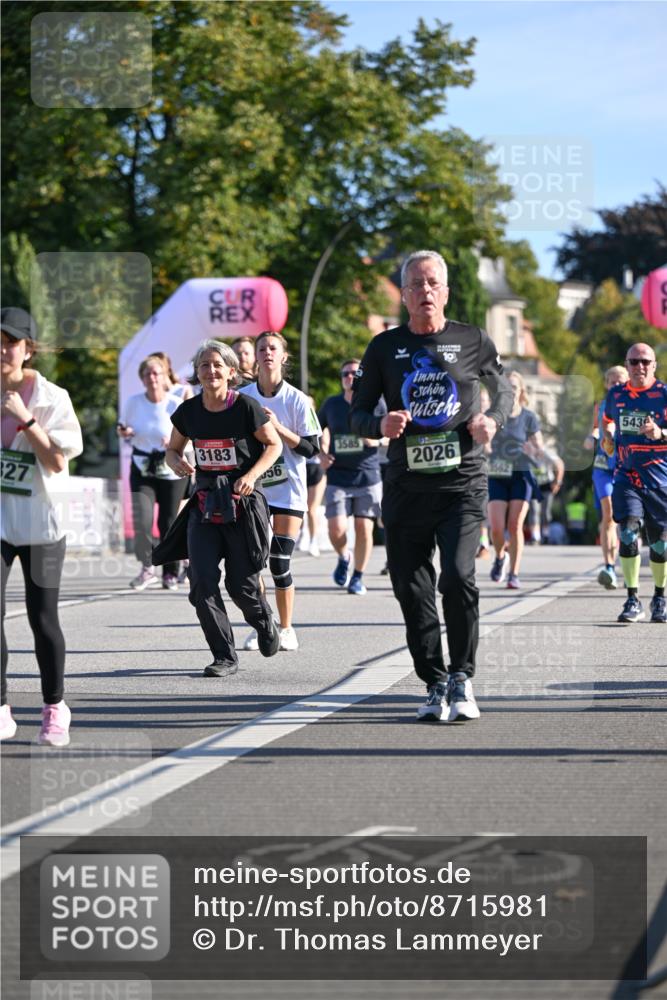 07.09.2025 - BARMER Alsterlauf Dr. Thomas Lammeyer http://msf.ph/oto/8715981 07.09.2025 09:53:26 Laufen 19, 3585, 3183, 2026, 327, 1562, 543 meine-sportfotos.de