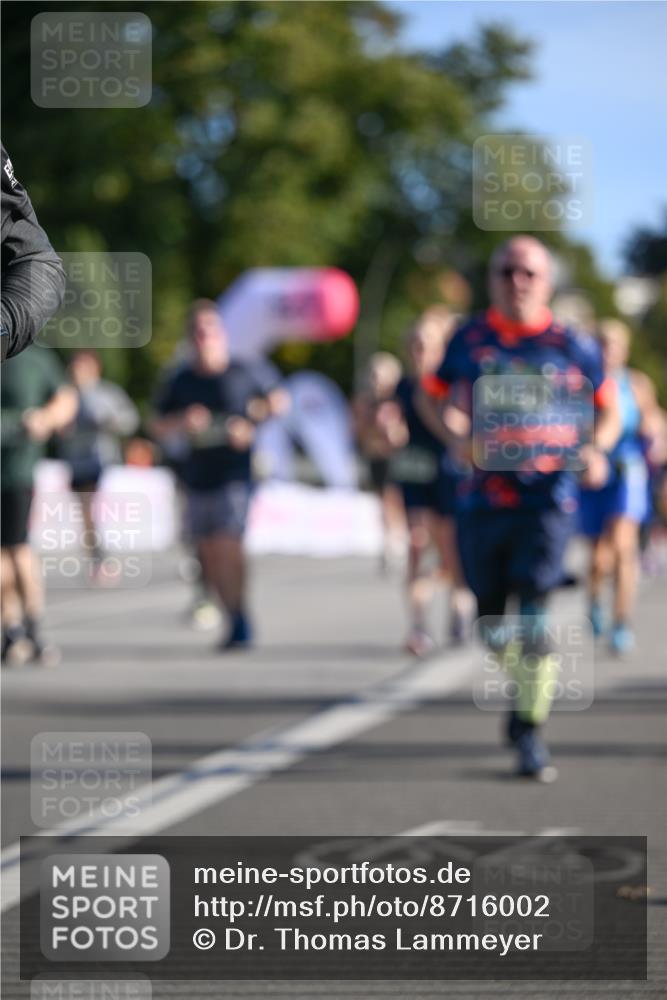 07.09.2025 - BARMER Alsterlauf Dr. Thomas Lammeyer http://msf.ph/oto/8716002 07.09.2025 09:53:29 Laufen  meine-sportfotos.de