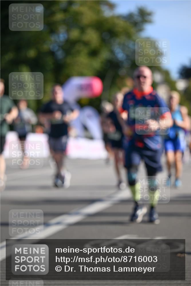 07.09.2025 - BARMER Alsterlauf Dr. Thomas Lammeyer http://msf.ph/oto/8716003 07.09.2025 09:53:30 Laufen  meine-sportfotos.de