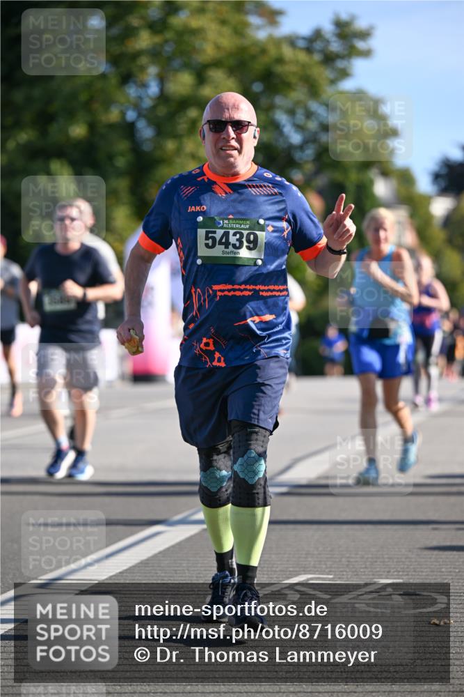 07.09.2025 - BARMER Alsterlauf Dr. Thomas Lammeyer http://msf.ph/oto/8716009 07.09.2025 09:53:31 Laufen 36, 5439 meine-sportfotos.de