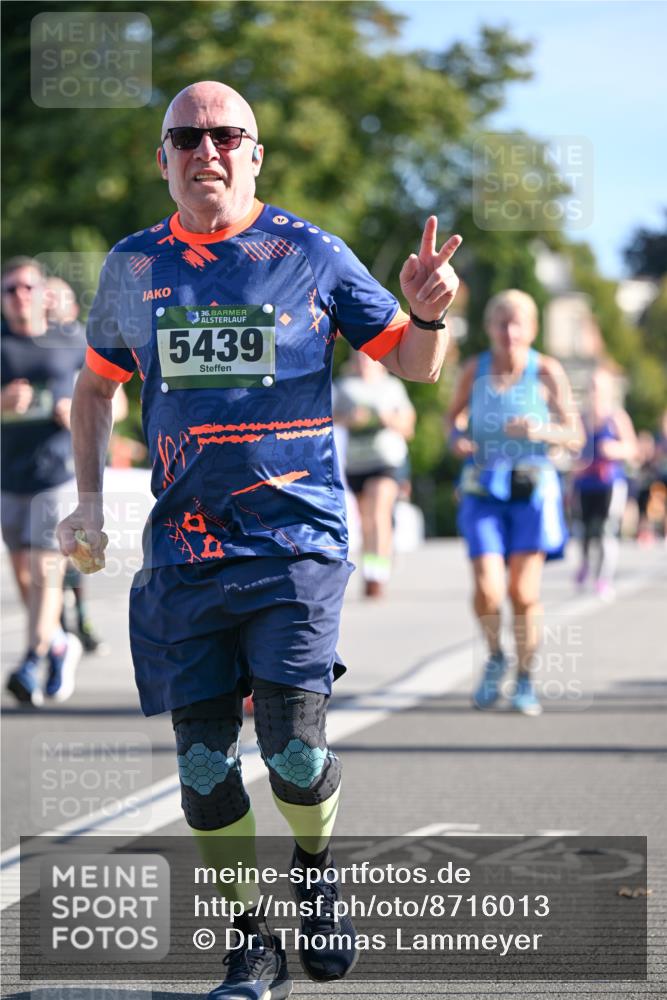 07.09.2025 - BARMER Alsterlauf Dr. Thomas Lammeyer http://msf.ph/oto/8716013 07.09.2025 09:53:31 Laufen 36, 5439 meine-sportfotos.de