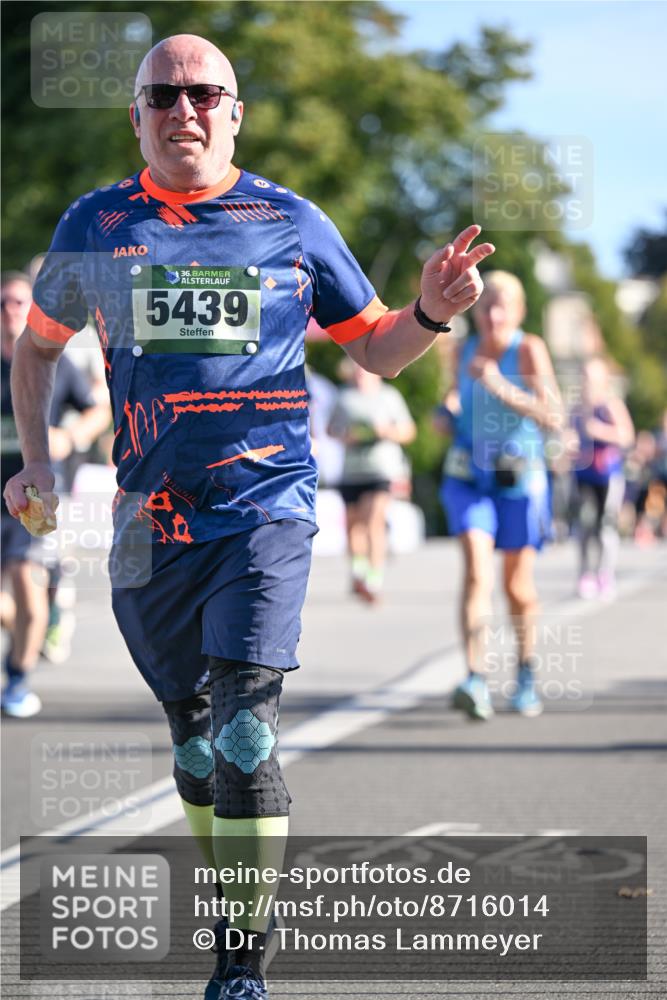 07.09.2025 - BARMER Alsterlauf Dr. Thomas Lammeyer http://msf.ph/oto/8716014 07.09.2025 09:53:31 Laufen 36, 5439 meine-sportfotos.de