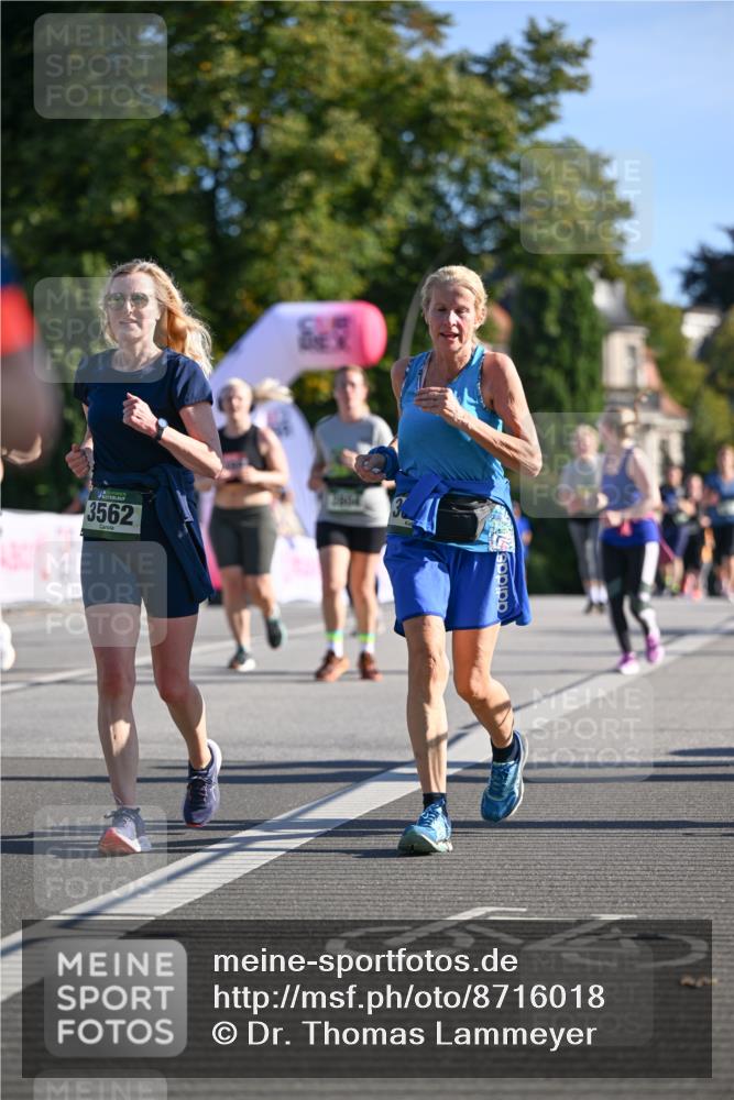 07.09.2025 - BARMER Alsterlauf Dr. Thomas Lammeyer http://msf.ph/oto/8716018 07.09.2025 09:53:32 Laufen 3562 meine-sportfotos.de