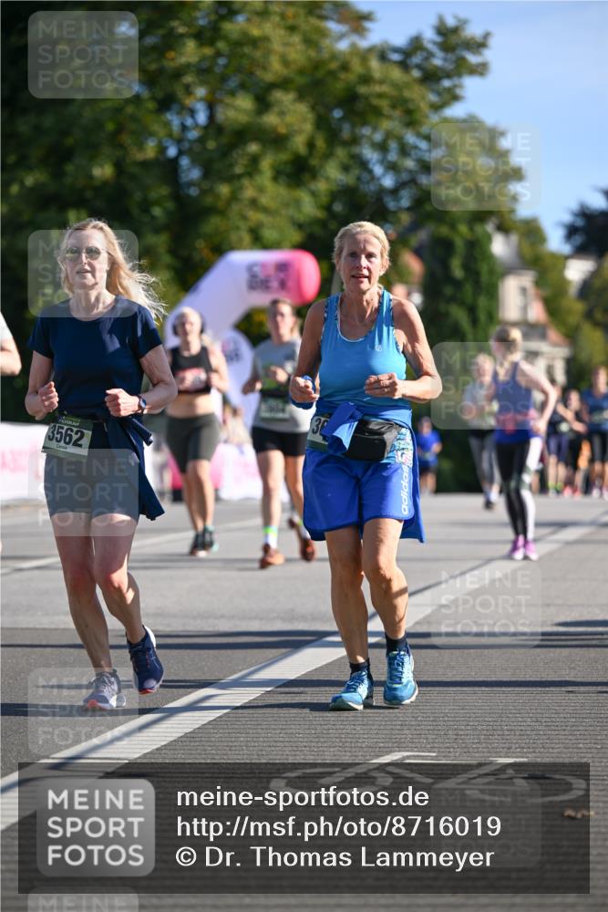 07.09.2025 - BARMER Alsterlauf Dr. Thomas Lammeyer http://msf.ph/oto/8716019 07.09.2025 09:53:32 Laufen 3562, 32 meine-sportfotos.de
