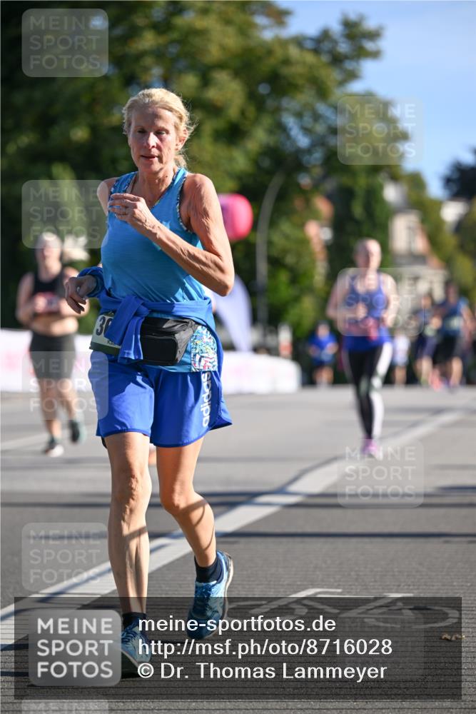 07.09.2025 - BARMER Alsterlauf Dr. Thomas Lammeyer http://msf.ph/oto/8716028 07.09.2025 09:53:34 Laufen  meine-sportfotos.de