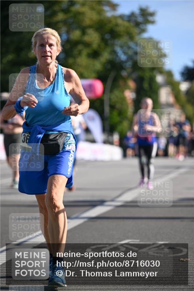07.09.2025 - BARMER Alsterlauf Dr. Thomas Lammeyer http://msf.ph/oto/8716030 07.09.2025 09:53:34 Laufen 36 meine-sportfotos.de