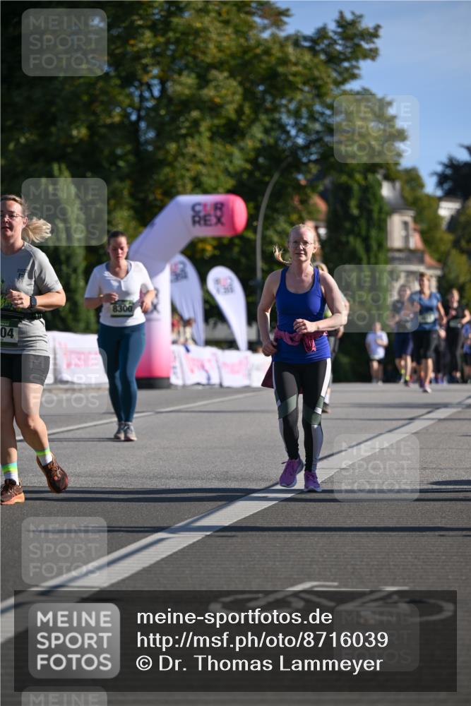 07.09.2025 - BARMER Alsterlauf Dr. Thomas Lammeyer http://msf.ph/oto/8716039 07.09.2025 09:53:35 Laufen 04, 8300 meine-sportfotos.de