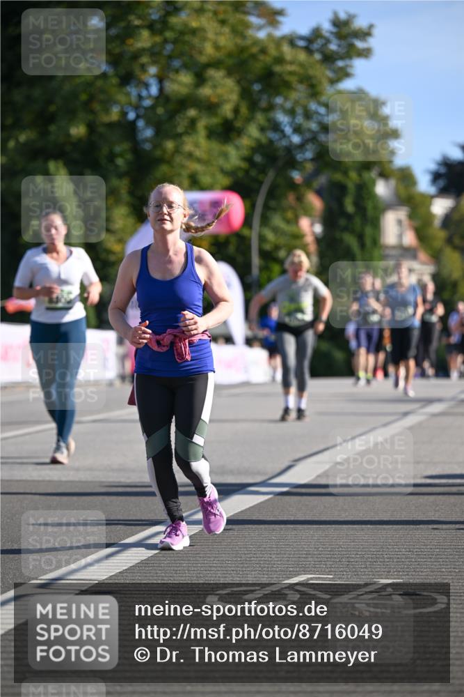 07.09.2025 - BARMER Alsterlauf Dr. Thomas Lammeyer http://msf.ph/oto/8716049 07.09.2025 09:53:37 Laufen  meine-sportfotos.de