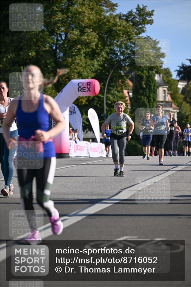 07.09.2025 - BARMER Alsterlauf Dr. Thomas Lammeyer http://msf.ph/oto/8716052 07.09.2025 09:53:38 Laufen 5755, 4013 meine-sportfotos.de