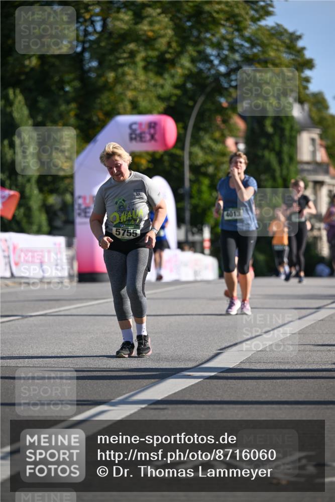 07.09.2025 - BARMER Alsterlauf Dr. Thomas Lammeyer http://msf.ph/oto/8716060 07.09.2025 09:53:41 Laufen 5755, 4013 meine-sportfotos.de