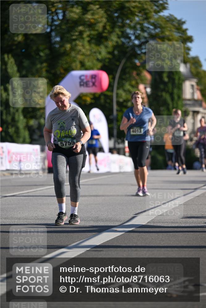 07.09.2025 - BARMER Alsterlauf Dr. Thomas Lammeyer http://msf.ph/oto/8716063 07.09.2025 09:53:41 Laufen 5755, 4013 meine-sportfotos.de