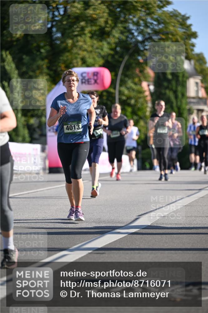 07.09.2025 - BARMER Alsterlauf Dr. Thomas Lammeyer http://msf.ph/oto/8716071 07.09.2025 09:53:43 Laufen 4013 meine-sportfotos.de