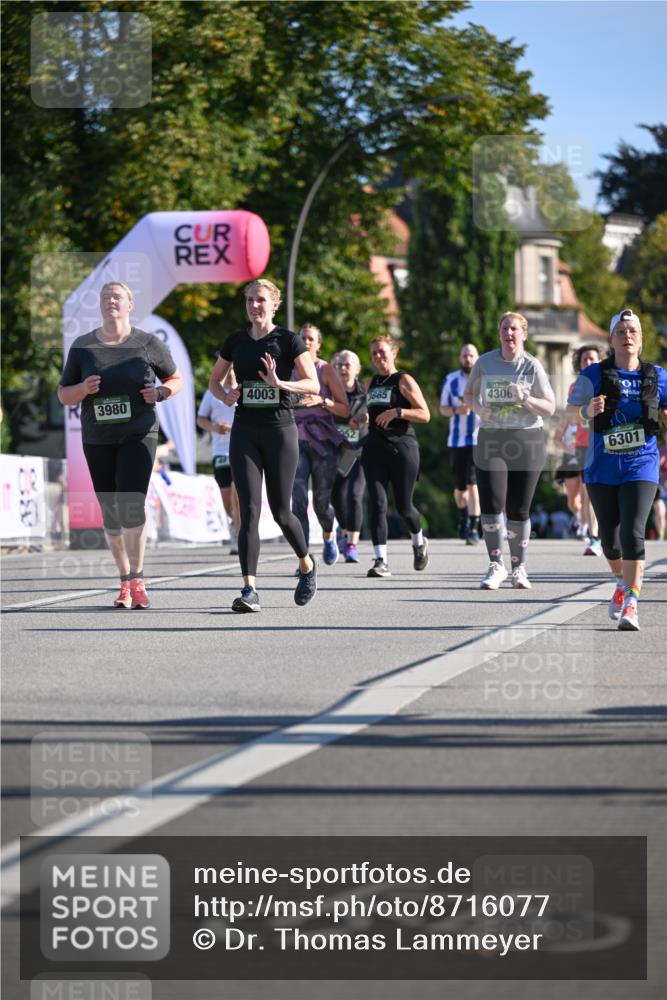07.09.2025 - BARMER Alsterlauf Dr. Thomas Lammeyer http://msf.ph/oto/8716077 07.09.2025 09:53:46 Laufen 4003, 3665, 3980, 4306, 54, 6301 meine-sportfotos.de