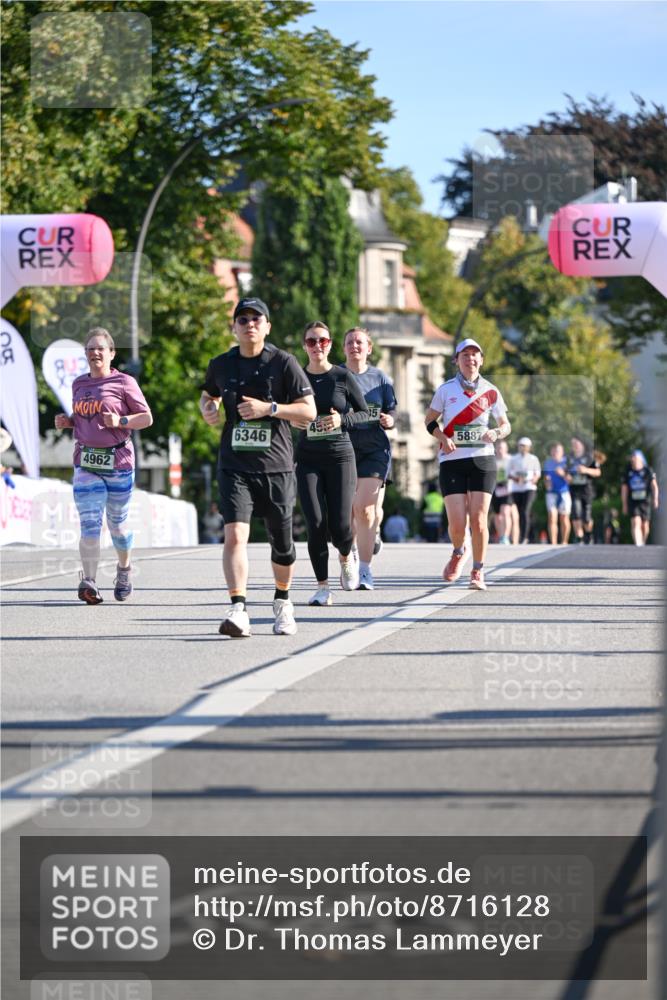 07.09.2025 - BARMER Alsterlauf Dr. Thomas Lammeyer http://msf.ph/oto/8716128 07.09.2025 09:54:00 Laufen 4962, 6346, 45, 5887, 54 meine-sportfotos.de