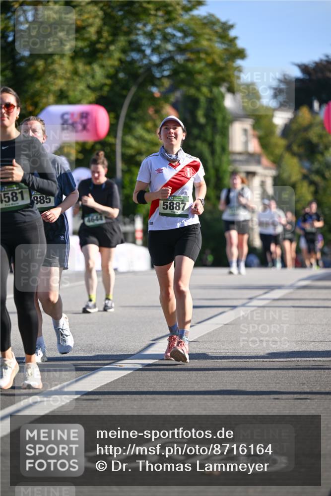 07.09.2025 - BARMER Alsterlauf Dr. Thomas Lammeyer http://msf.ph/oto/8716164 07.09.2025 09:54:06 Laufen 581, 885, 4644, 5887 meine-sportfotos.de