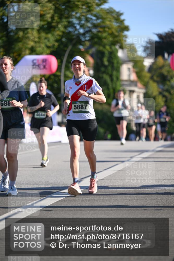 07.09.2025 - BARMER Alsterlauf Dr. Thomas Lammeyer http://msf.ph/oto/8716167 07.09.2025 09:54:06 Laufen 588, 4644, 5887 meine-sportfotos.de